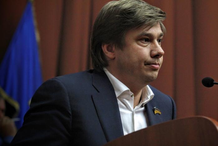 Олександр Біленький ініціює скликання позачергової сесії обласної ради