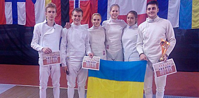 Юниорская сборная Украины – бронзовый призер КМ фехтованию на шпагах
