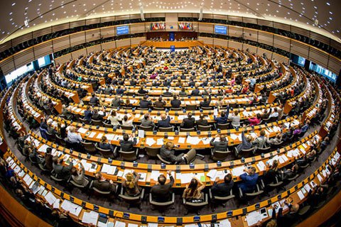 Европарламент утвердил механизм приостановки безвизового режима