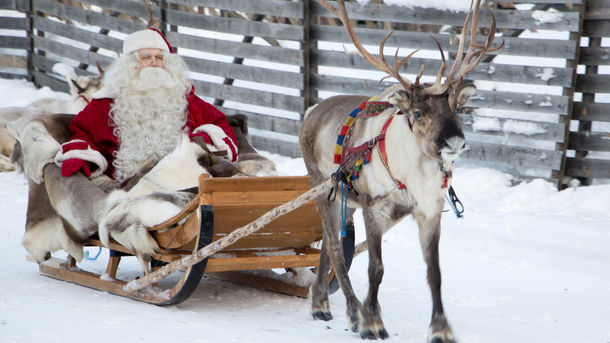 Ученые рассчитали скорость передвижения Деда Мороза в новогоднюю ночь
